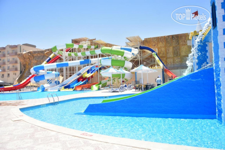 AMC Royal Hotel & Spa