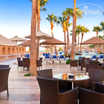 Pickalbatros Citadel Resort - Sahl Hasheesh Бар у бассейна Palm