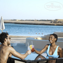 Marina Resort Port Ghalib, A Member of Radisson Individuals Пляжный бар-ресторан