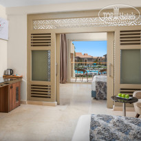 Pickalbatros Sea World Resort - Marsa Alam Family Room Pool View