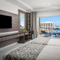 Albatros Makadi Resort Splash Room Aqua Park View