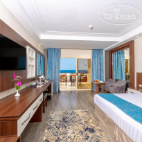 Serenity Alpha Beach 