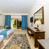 Serenity Alpha Beach 