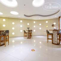 Serenity Alma Heights waiting area