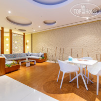 Serenity Alma Heights waiting area