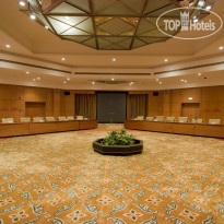 Maritim Jolie Ville Resort & Casino 