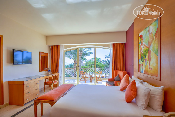 Hotelier's photos Parrotel Beach Resort 5*