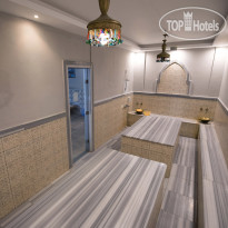 Amwaj Oyoun Resort & Casino 