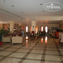 Coral Sea Holiday Resort & Aqua Park 