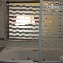 Royal Regency Club Jacuzzy Suite