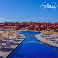 Бассейн в Pickalbatros Laguna Club Family Resort 4*