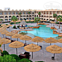 Amar El Zaman Boutique pool area