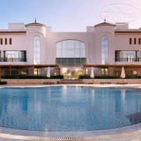 Ivy Cyrene Island Aqua Park Resort 