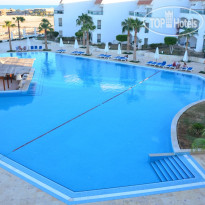 Ivy Cyrene Island Aqua Park Resort 