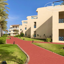 Ivy Cyrene Island Aqua Park Resort 