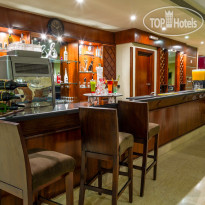Xperience St. George Homestay бар у бассейна