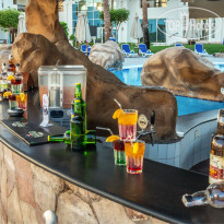 Xperience St. George Homestay бар у бассейна