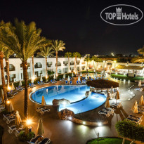 Xperience St. George Homestay бассейн с ночным освещением