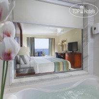 Xperience Sea Breeze Resort ванная комната в номере делюкс