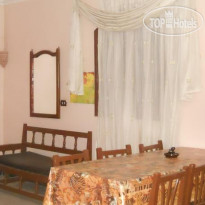 West Bank Hotel Номер