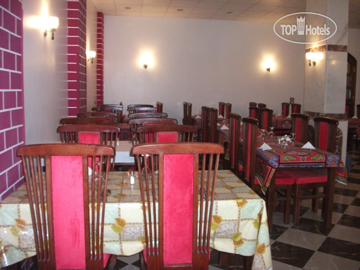 Alhambra Luxor Hotel