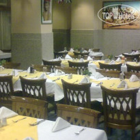 New Pola Hotel Ресторан