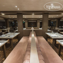 M S Semiramis III Select