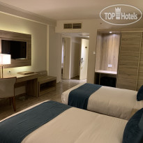 Seven Seas Jolie Bay  Family Room