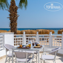 Seven Seas Jolie Bay  Breezes Snack & Ala Cart Resta