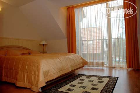 New photos from tourists Corona Maris APT