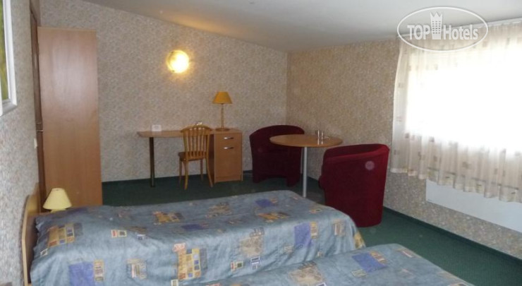 New photos from tourists  Tevyne Motel 