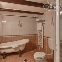 Hotel Traube Medias Апартаменты (ванная)