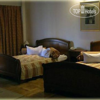 The Seasons Hotel 