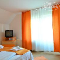 Marina & Mir Pension 