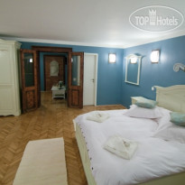 Casa Albert Cьют Albastra