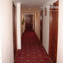 Apollonia Коридор