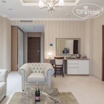 Sky Blue Hotel & Spa 