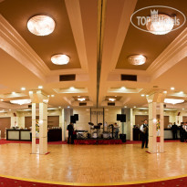 Sky Blue Hotel & Spa 