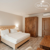 Amza Park Hotel