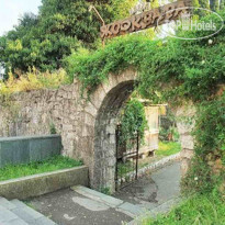 Домик в ущелье 