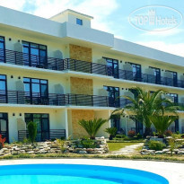 Oasis Club Resort Hotel 