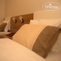 Leon Hotel