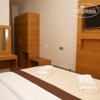 Leon Hotel