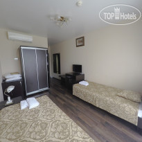 Dom Moscow Hotel х местный стандарт с 2 кроватя