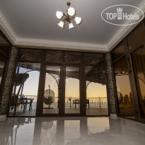 Hotel Black Sea Выход из коридора на террасу