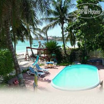 Cocoplum Beach Resort 