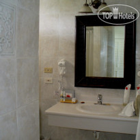 Playa Blanca Beach Resort & Spa 