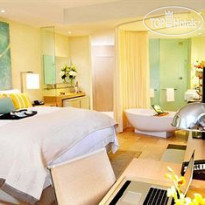 Trump Ocean Club International Hotel & Tower