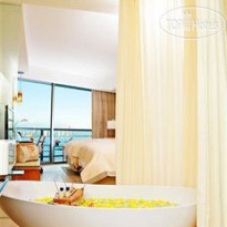 Trump Ocean Club International Hotel & Tower