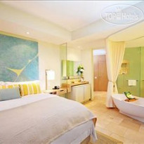 Trump Ocean Club International Hotel & Tower